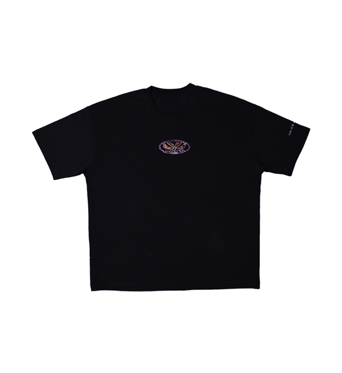AURA NOT YOUR USUAL CAT TEE BLACK